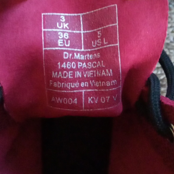 Dr Martens 1460 Pascal Stingray Textured Leather Boot in Cherry Glitter - Picture 8 of 10